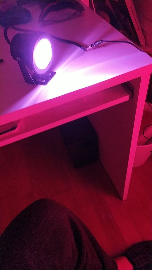 Bombilla proyector  rgb con mando 12v + transform