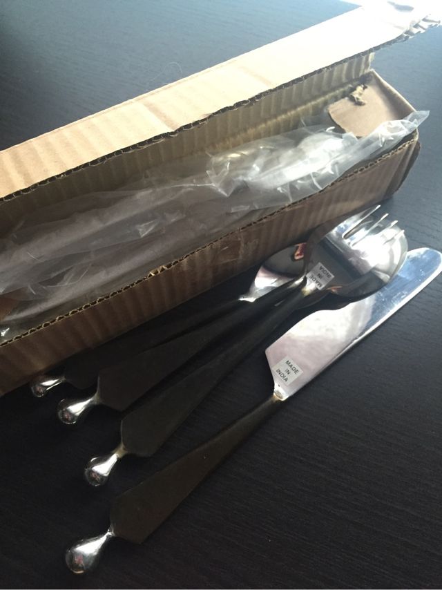 2 Juegos de Cubiertos Indios  Edicion - Limitada.