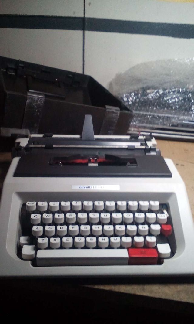 Olivetti lettera 42