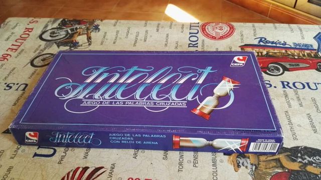 Juego de mesa Intelect