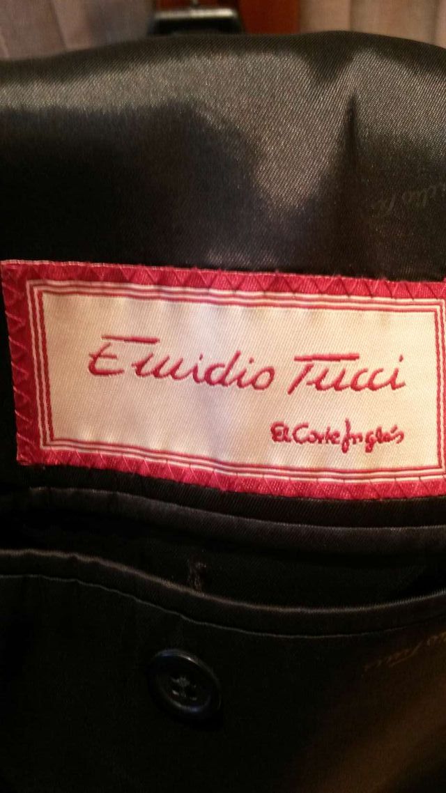 Traje EMIDIO TUCCI