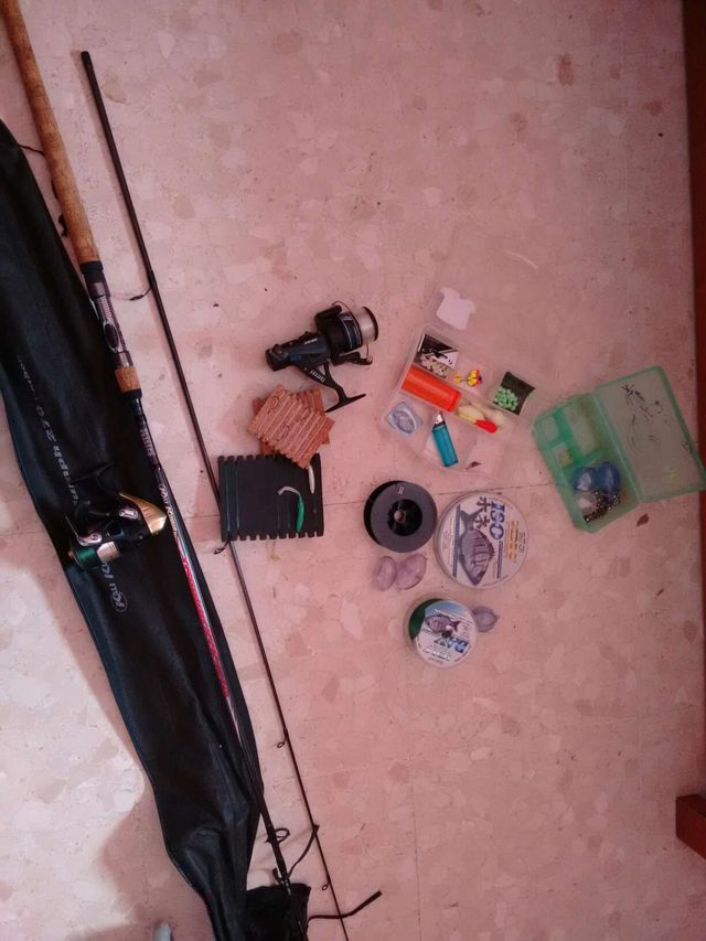 Equipo de pesca con engaño