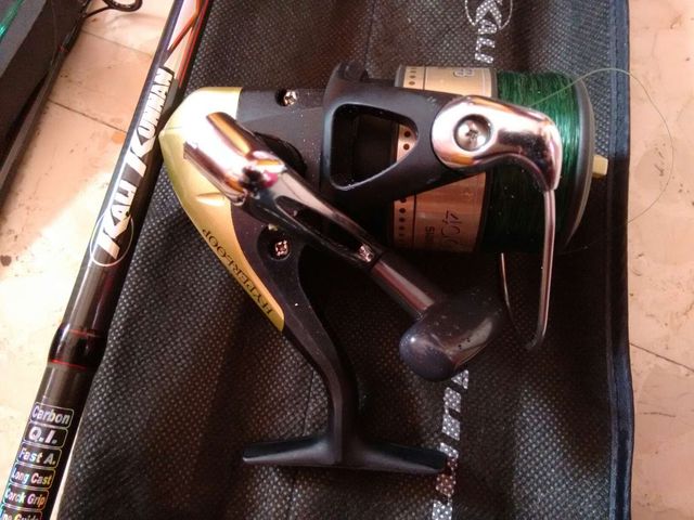 Equipo de pesca con engaño