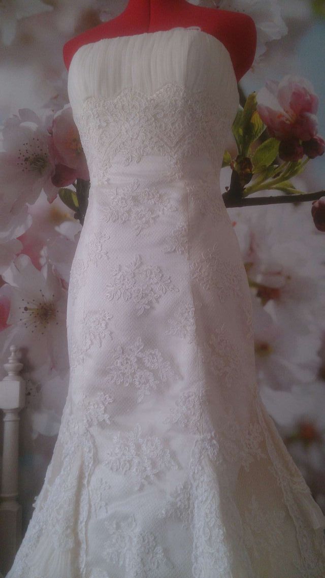vestido de novia rosa clará de segunda mano por 900 € en huercal