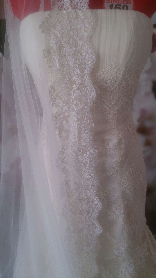 vestido de novia rosa clará de segunda mano por 900 € en huercal