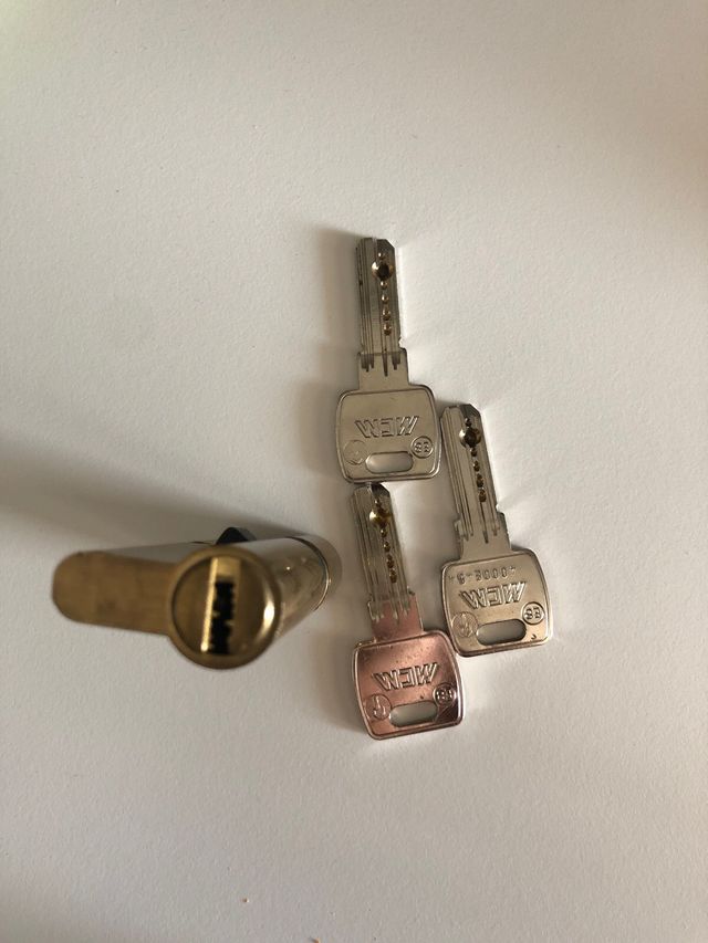 Bombillo De Seguridad