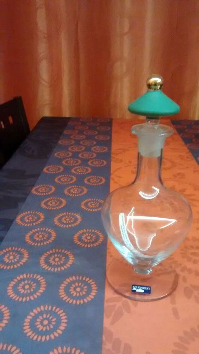 Licorera nueva a estrenar Marca Leonardo!