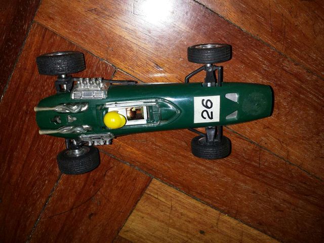 Coche scalextric brm c 37 color verde