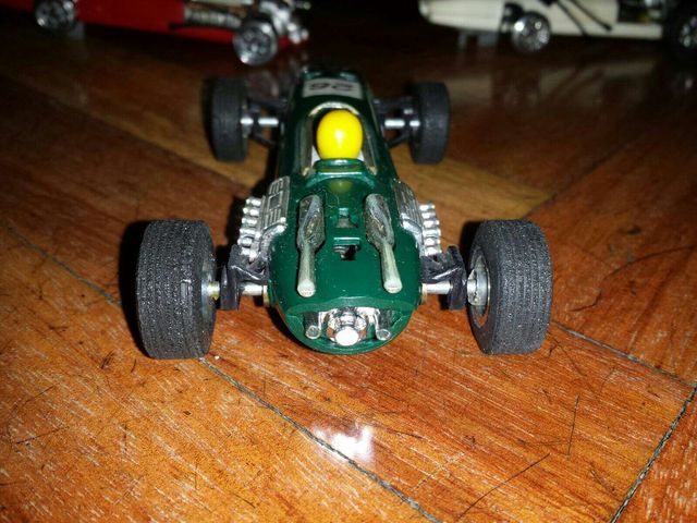 Coche scalextric brm c 37 color verde