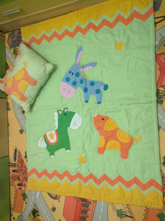 Edredón cuna y cojin Animalitos