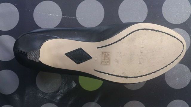 Zapatos piel negros nuevos Diesel, tacón 7 cm n 40