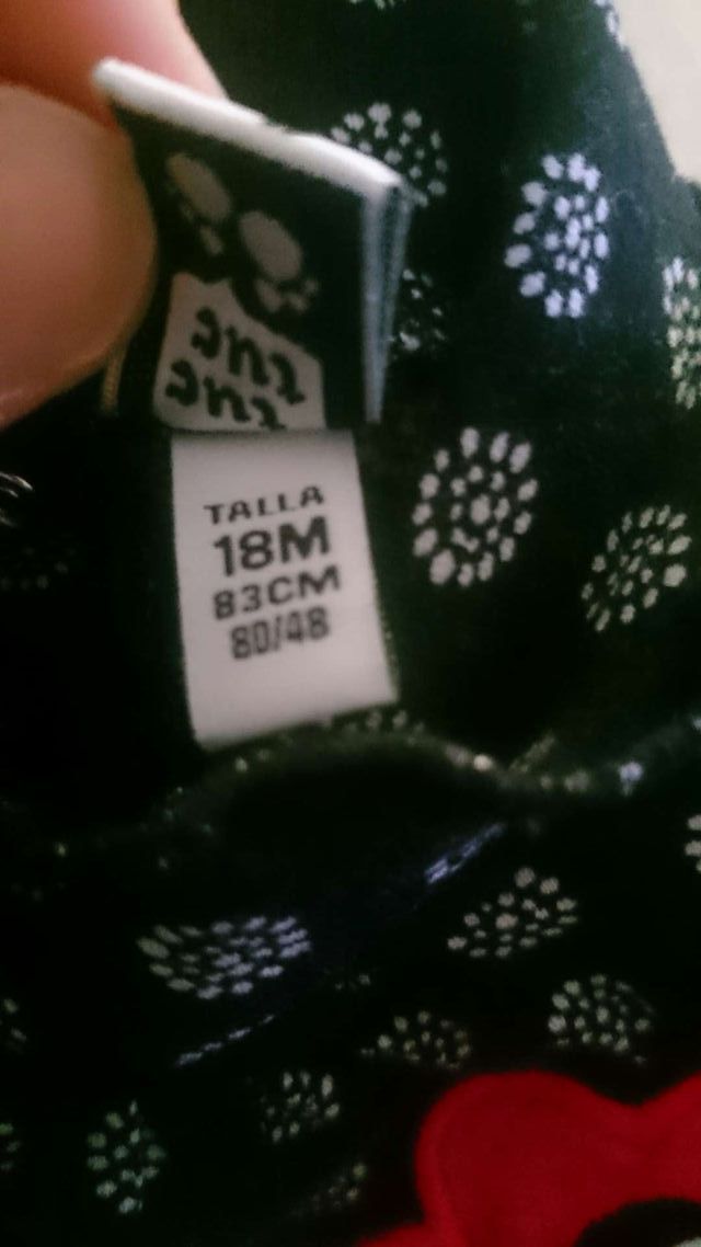 Camiseta negra cuello TUC TUC (18 meses)