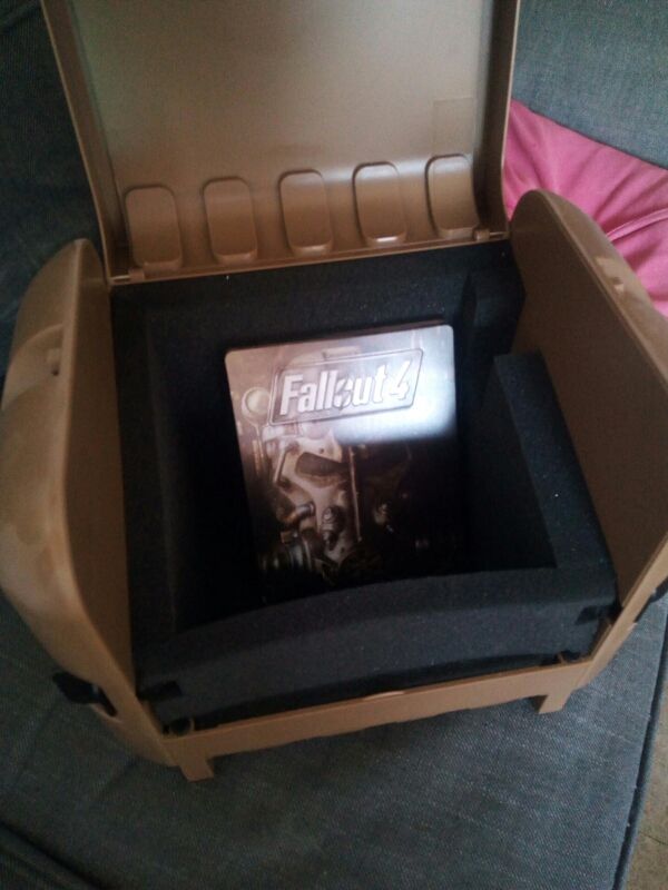 Fallout IV + steelbook pipboy edition-xbox one