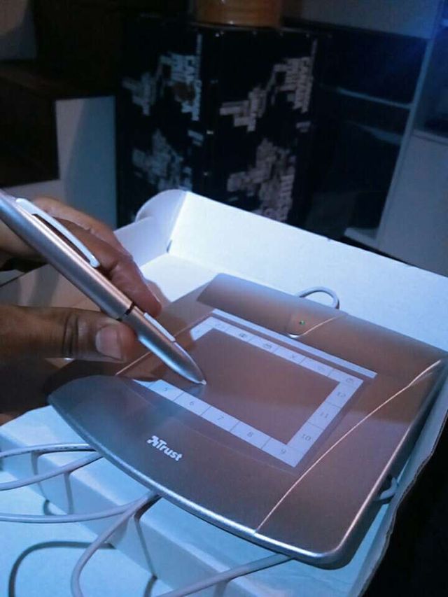 Trust mini, per disegnare