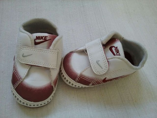 Deportivas bebé  Nike talla 17