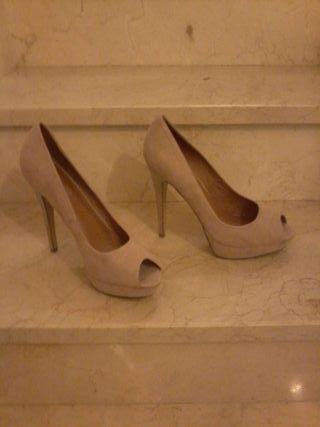 Zapatos FÓRMULA JOVEN del Corte Inglés de segunda mano por 10 EUR en  Valdemoro en WALLAPOP