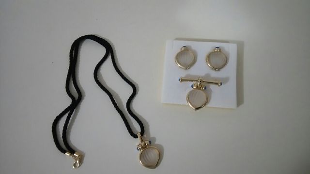 PENDIENTES +CORGANTE +BROCHE