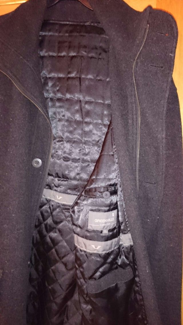 CASACO DE PANO PRETO