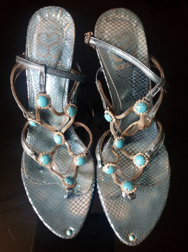 Increibles Sandalias Joya De Turquesas T 40