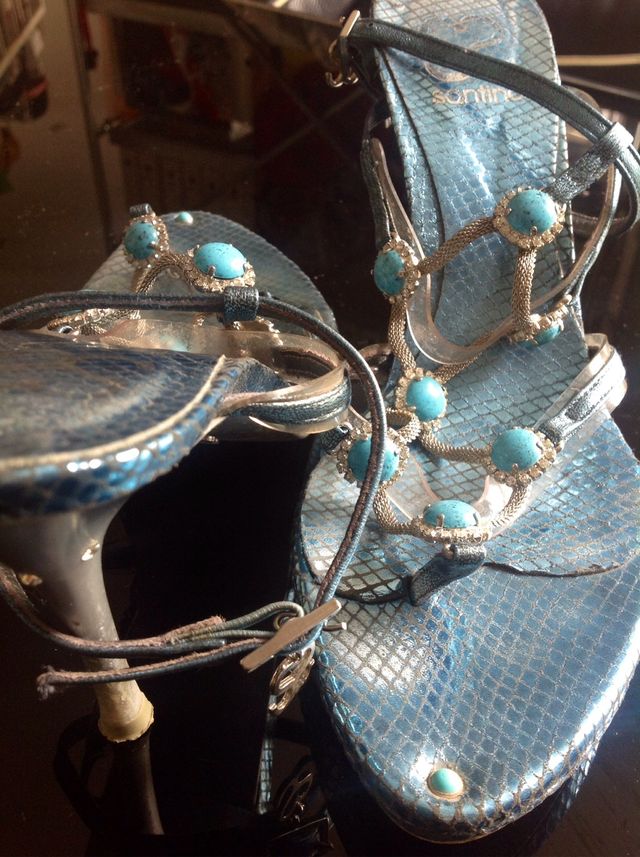 Increibles Sandalias Joya De Turquesas T 40