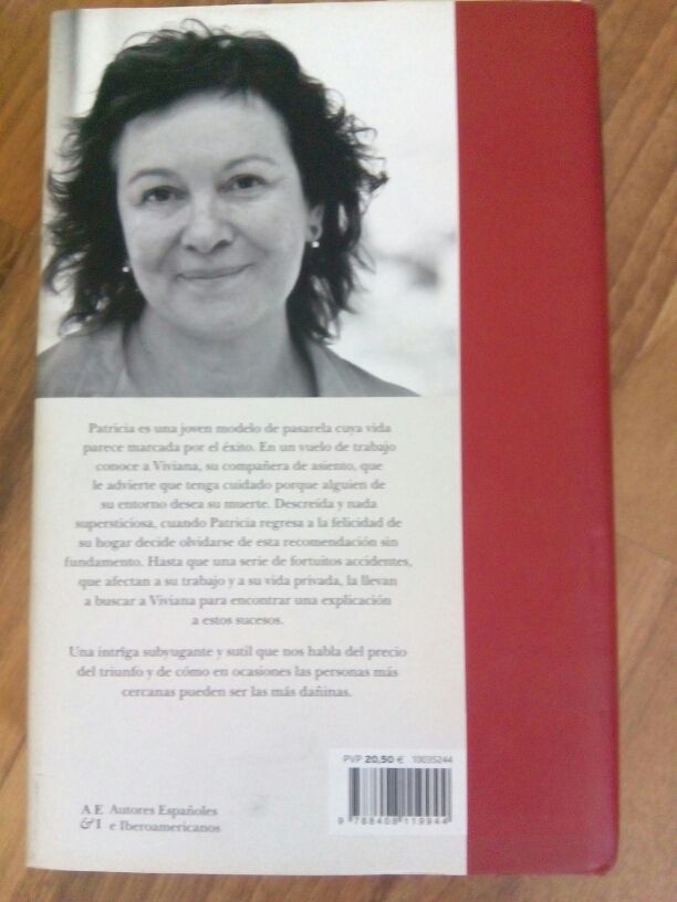 Libro el cielo ha vuelto