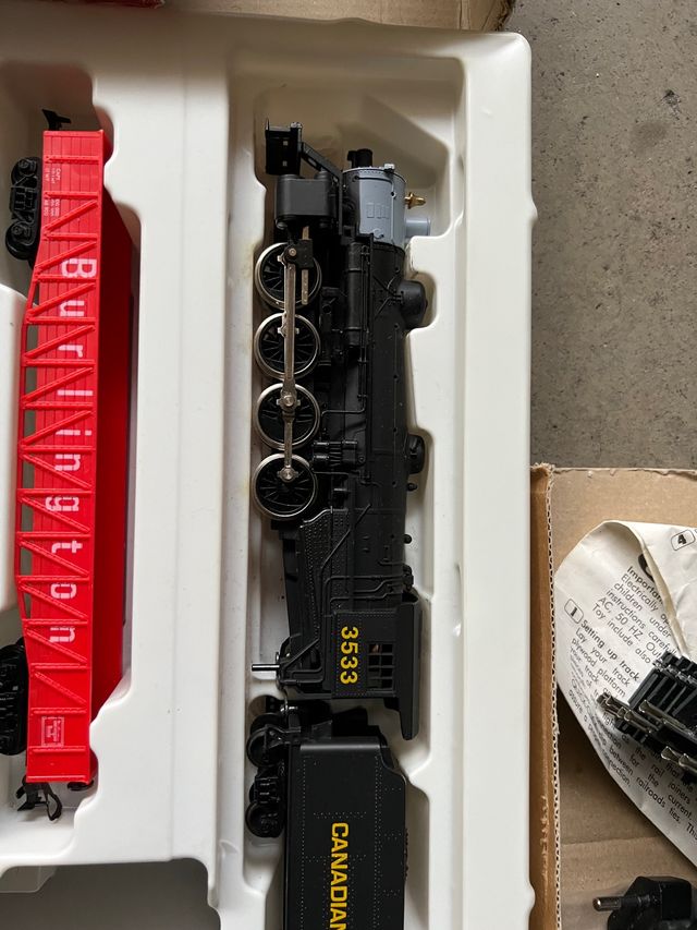 Tren Mikado HO locomotora