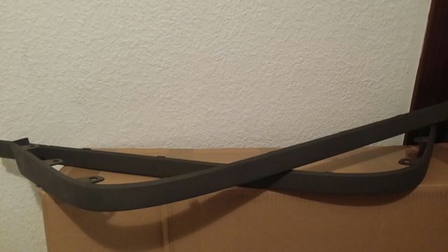 Labios plástico defensa trasera kadett gsi nuevo