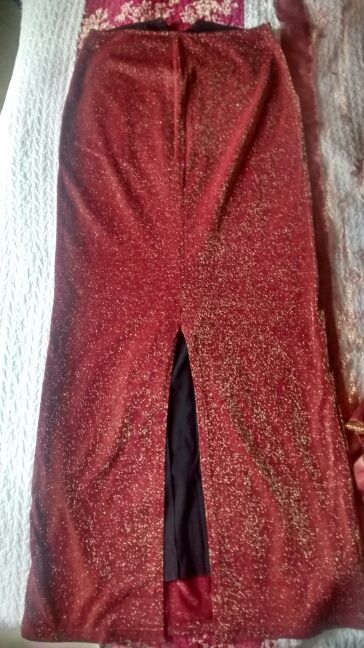 Falda larga para fiesta o ceremonia talla 38-40