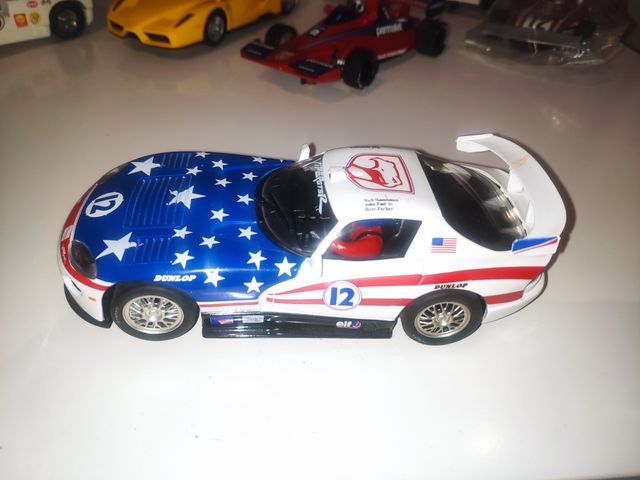 Coches de Scalextric slot analógico