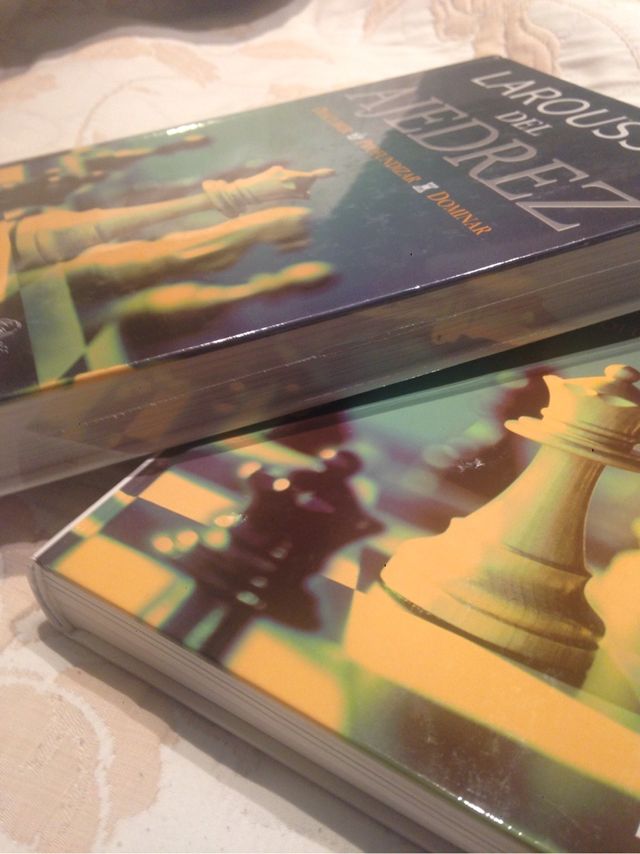 Libro larousse ajedrez