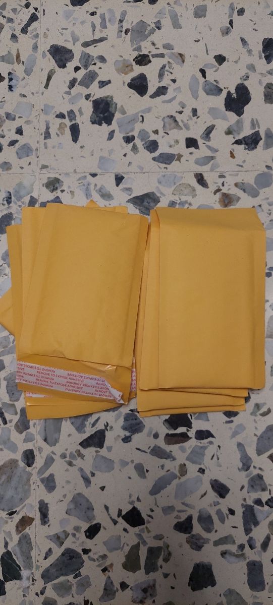 85 sobres con cierre adhesivo papel kraft