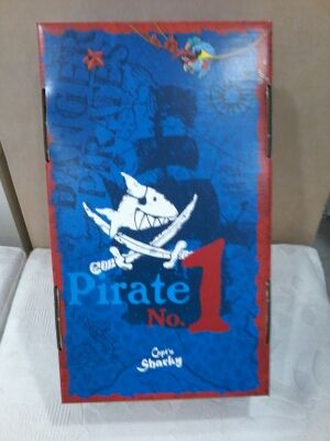 Caja piratas