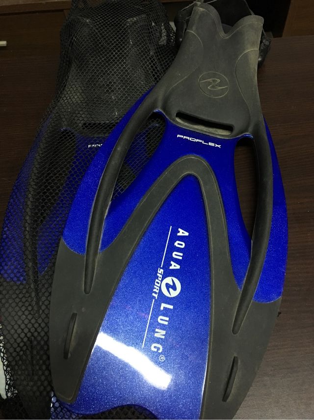 Aletas talla L Ajustables