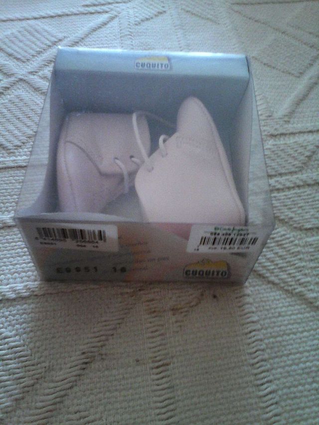 Zapatos recién nacido.Nuevos.Talla 18