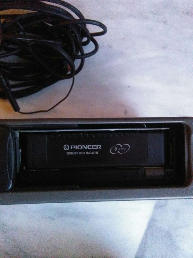 CARGADOR DE  6 CD PARA PIONEER.