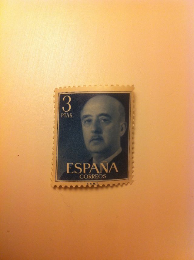 Sello Francisco Franco de 3 Ptas