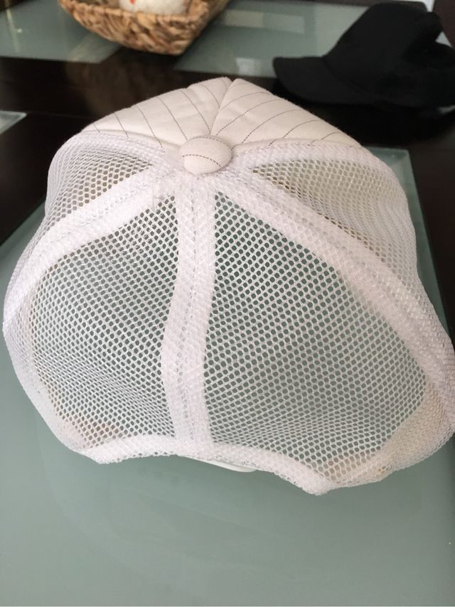 Gorra WESC: A estrenar