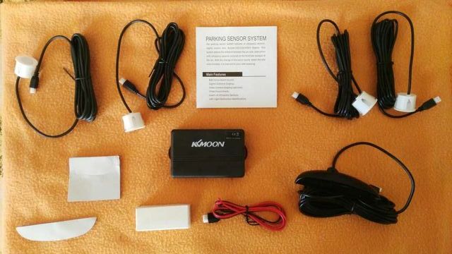 Kit di 4 sensori di parcheggio.