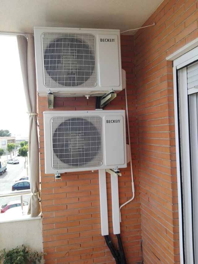 ASSEMBLAGGIO DEL CONDIZIONATORE D'ARIA