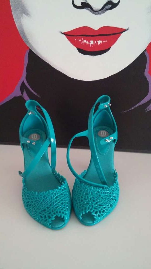 Zapatos de verano verdes