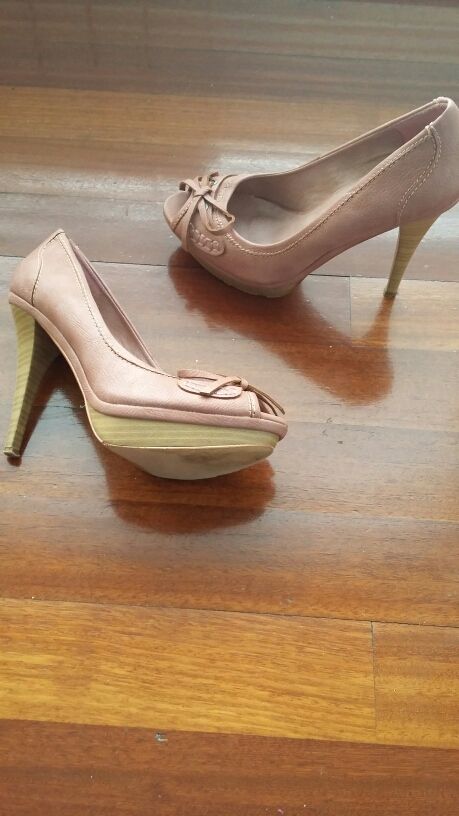 Zapatos sandalia, tacos