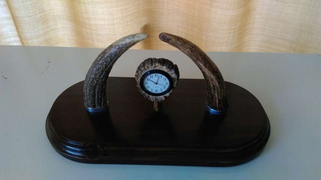 Reloj adorno