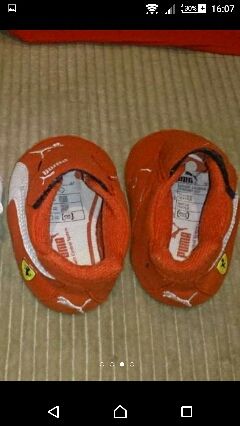 Zapatillas puma bebé talla 17