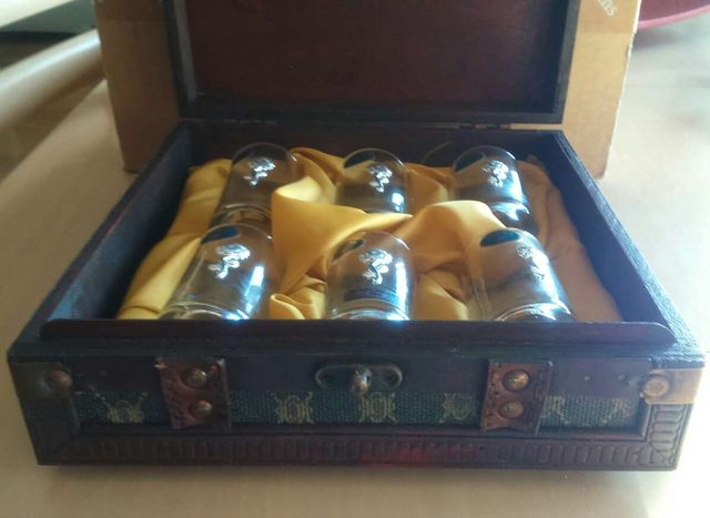 Estuche vasos de licor