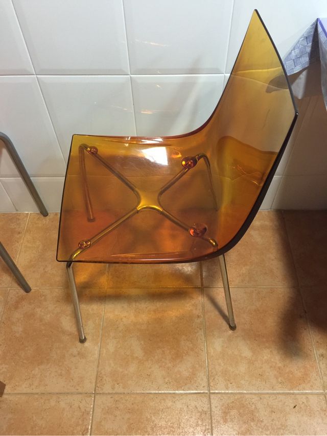 Sillas de diseño cocina mas mesa dos alas extensib
