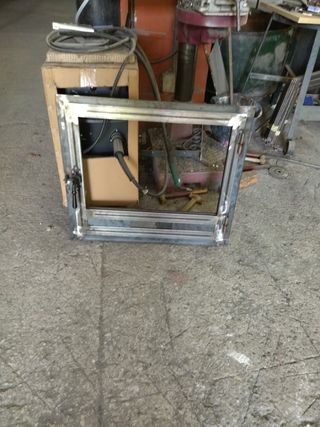 Ventana para chimenea de segunda mano en Arroyo de La Miel en WALLAPOP