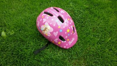 Casco infantil Barbie
