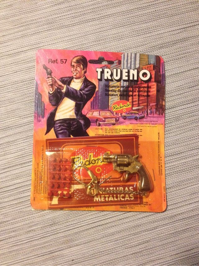 Pistola / Revolver Miniaturas Marca Redondo. Trueno