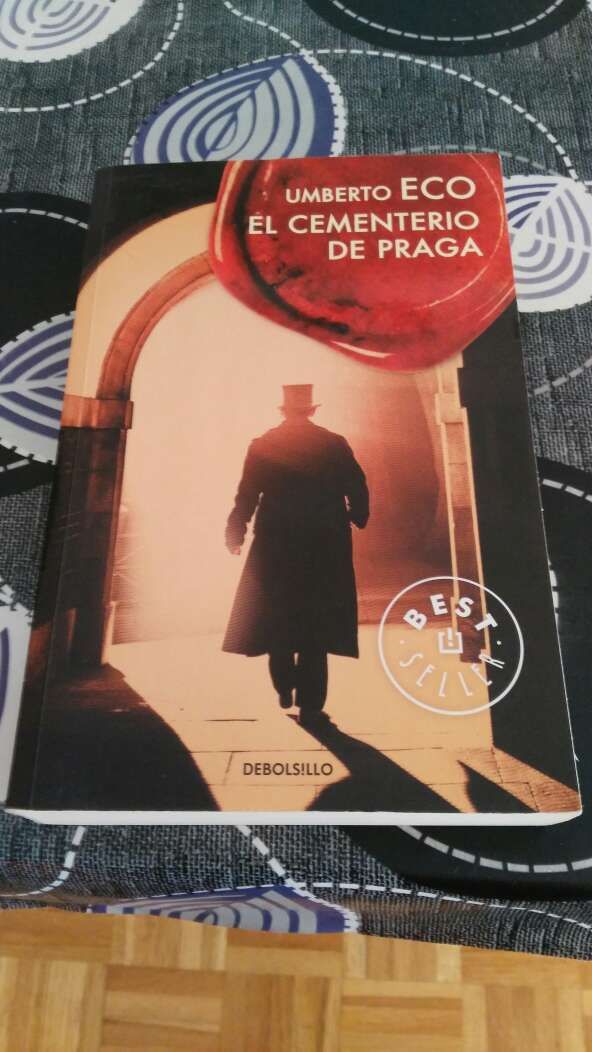 Libro El cementerio de Praga