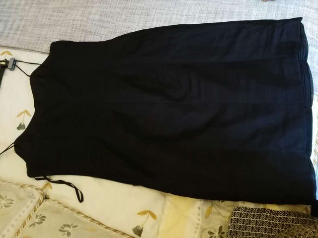 Vestido negro Caramelo